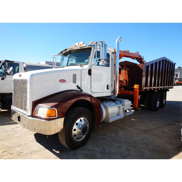 2005 PETERBILT 385 Grapple Truck