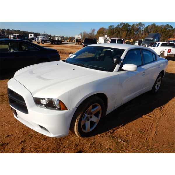 2014 DODGE CHARGER Automobile