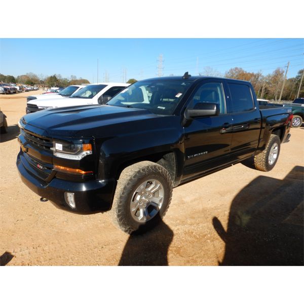 2016 CHEVROLET SILVERADO Z71 Pickup Truck