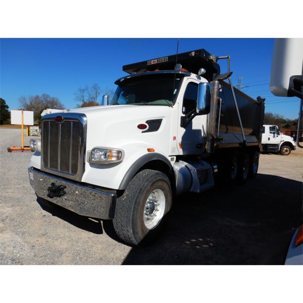2019 PETERBILT 567 Dump Truck