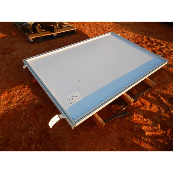 METAL BULLETIN BOARD / DRY ERASE BOARD (B-9)