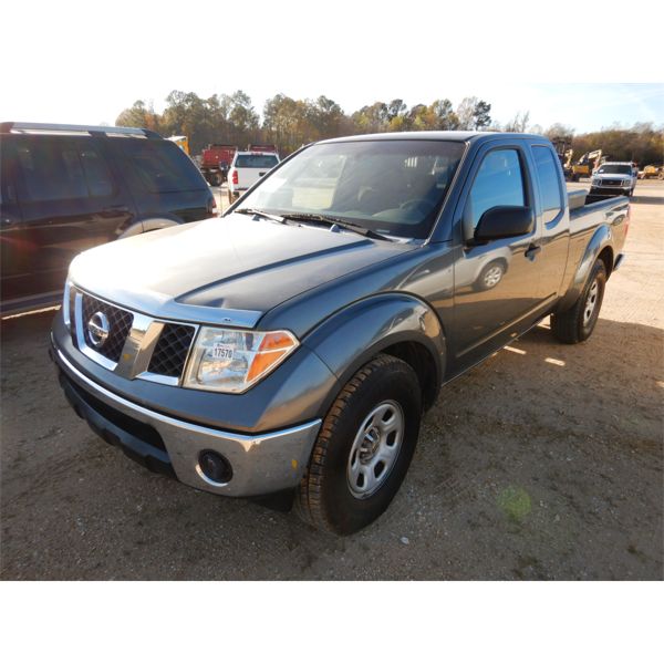 2007 NISSAN FRONTIER SE Pickup Truck