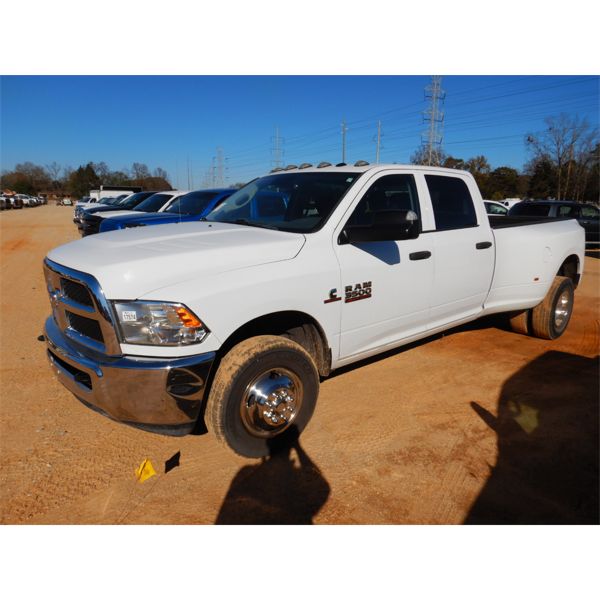 2016 RAM 3500 HEAVY DUTY Pickup Truck