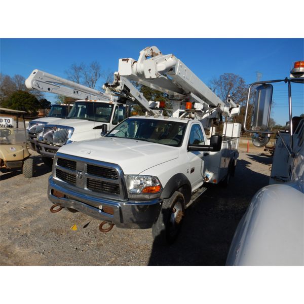 2011 RAM 3500 HEAVY DUTY Bucket Truck