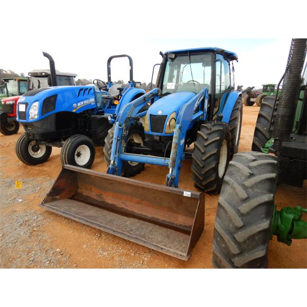 NEW HOLLAND TL100A Farm Tractor