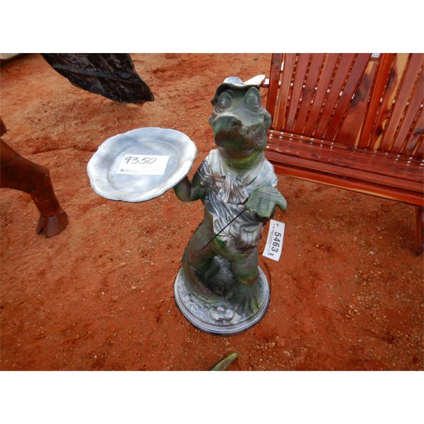 ALUMCAST ALLIGATOR SERVING STATUE 