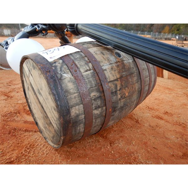 WOODEN WHISKEY BARREL 