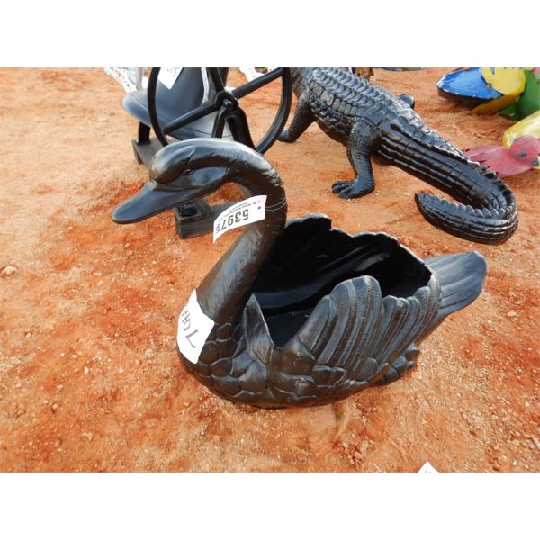 ALUM CAST BLACK SWAN PLANTER (LAWN ART)