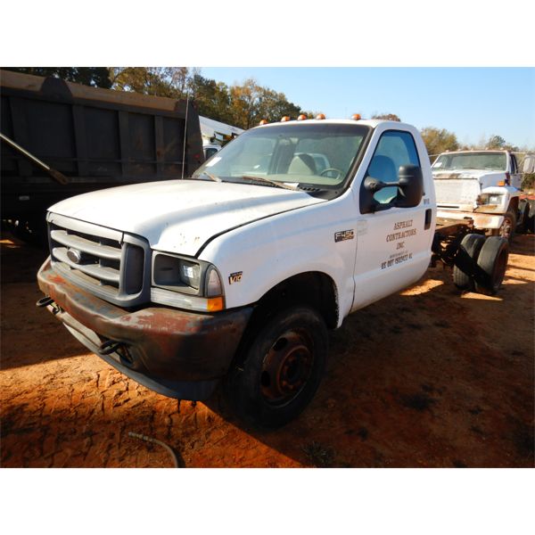 2004 FORD F450 Cab and Chassis Truck