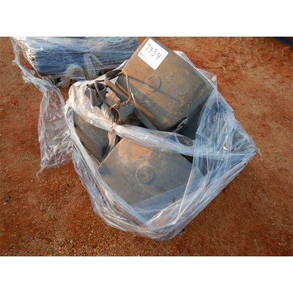 (1) PALLET SECURITY LIGHTS (B-9)