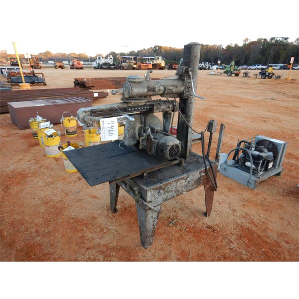 ANTIQUES MULTIPLEX METAL CUTTER (B9)