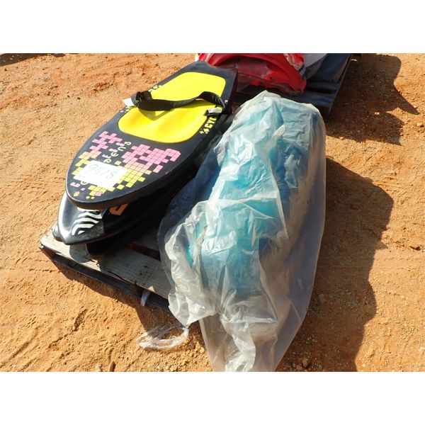 PALLET OF KNEE BOARDS