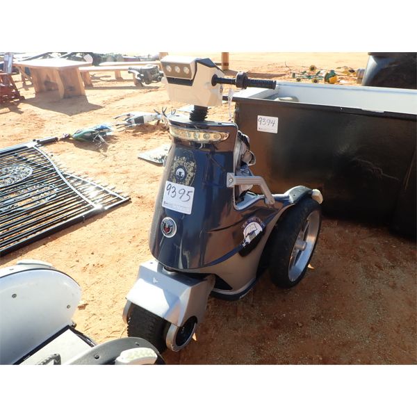 ELECTRIC 3 WHEEL SCOOTER