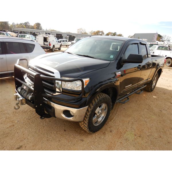 2012 TOYOTA TUNDRA SR5 Pickup Truck