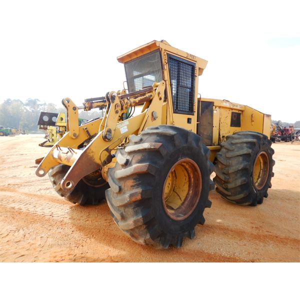 TIGERCAT 726B Feller Buncher
