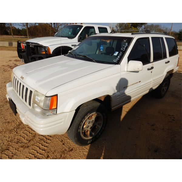 1997 JEEP GRAND CHEROKEE LIMITED SUV