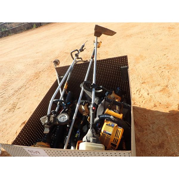 (1) CRAFT MISC GAS WEED EATER & BLOWER (C-8)