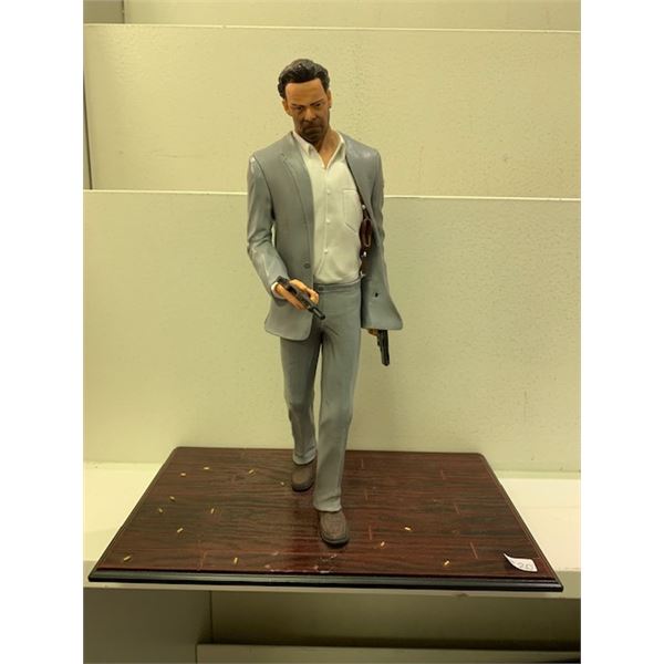 MAX PAYNE FIGURE