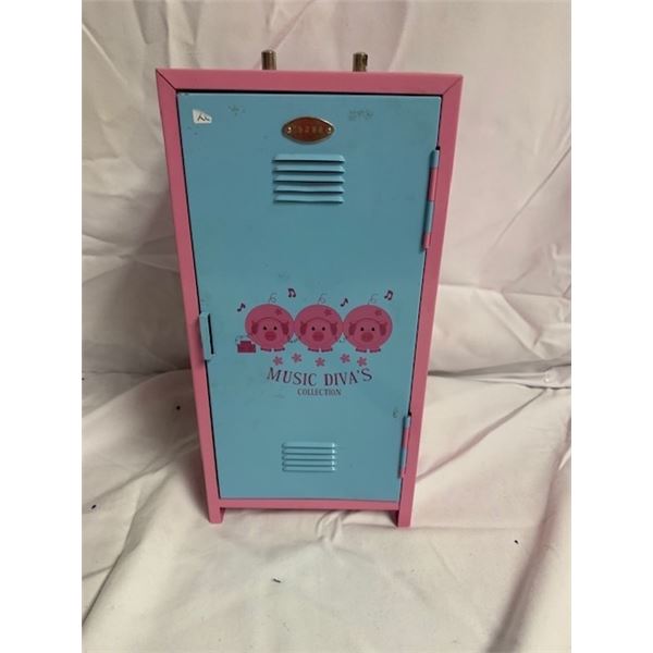 MUSIC DIVAS CD HOLDER