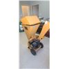 Image 2 : GAS POWER WOODCHIPPER NEW