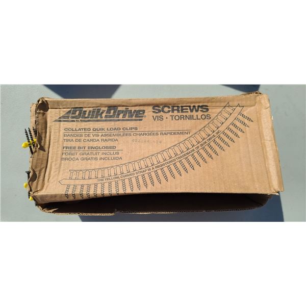 SIMPSON QUICK DRIVE SCREWS 1 1/2"
