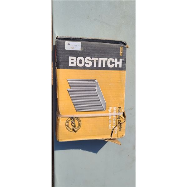 STANLEY BOSTITCH FLOORING STAPLES 1/2" X 2'