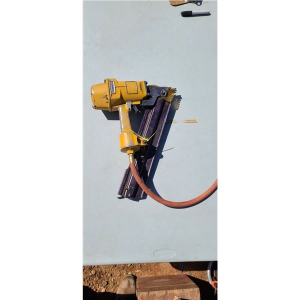 BOSTITCH N80 AIR NAILER