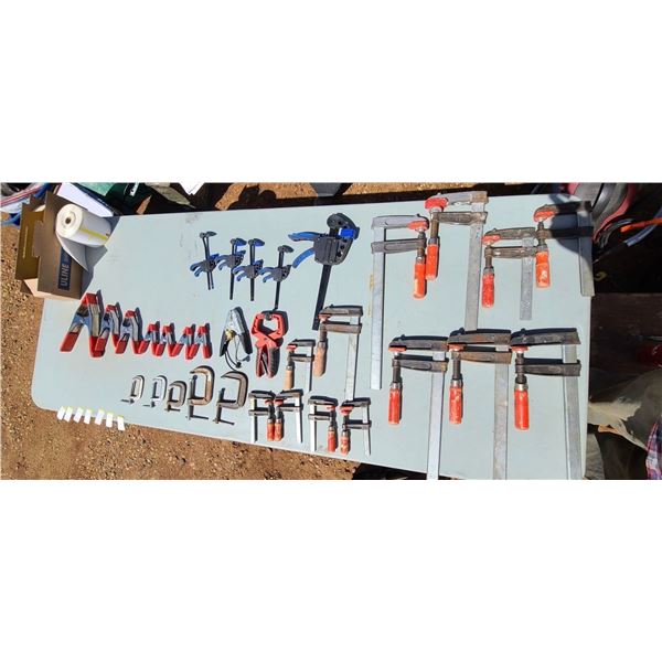 CASE WITH ASSORTED WOOD CLAMPS 30+/-