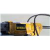 Image 2 : DEWALT 4 1/2" ANGLE GRINDER