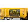 Image 3 : DEWALT 4 1/2" ANGLE GRINDER