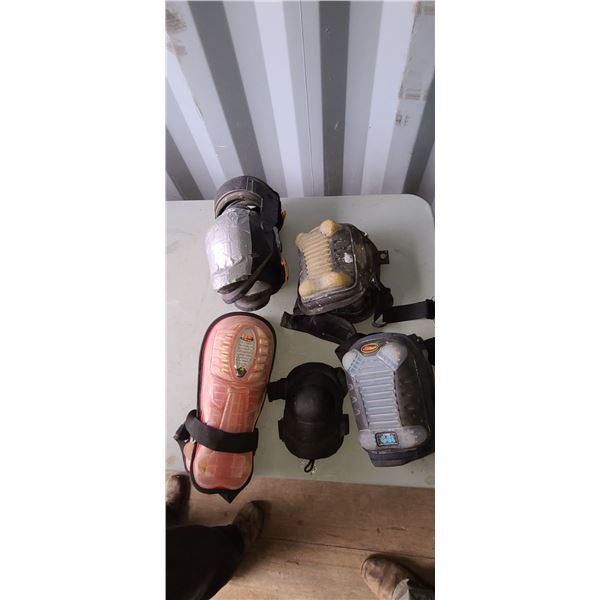 4 GEL INJECTED KNEE PADS