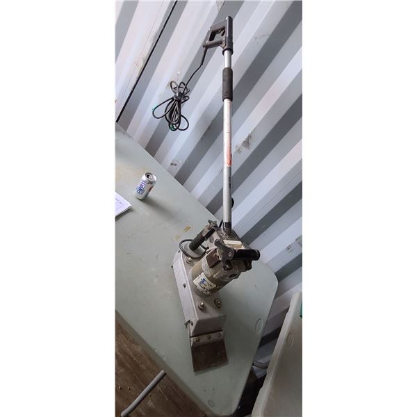 EDDY 9 INC. FLOOR TILE REMOVER. MODEL NM9-538