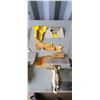 Image 2 : ASSORTED DRYWALL/ TILE TOOLS AND TROWELS