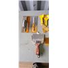 Image 3 : ASSORTED DRYWALL/ TILE TOOLS AND TROWELS
