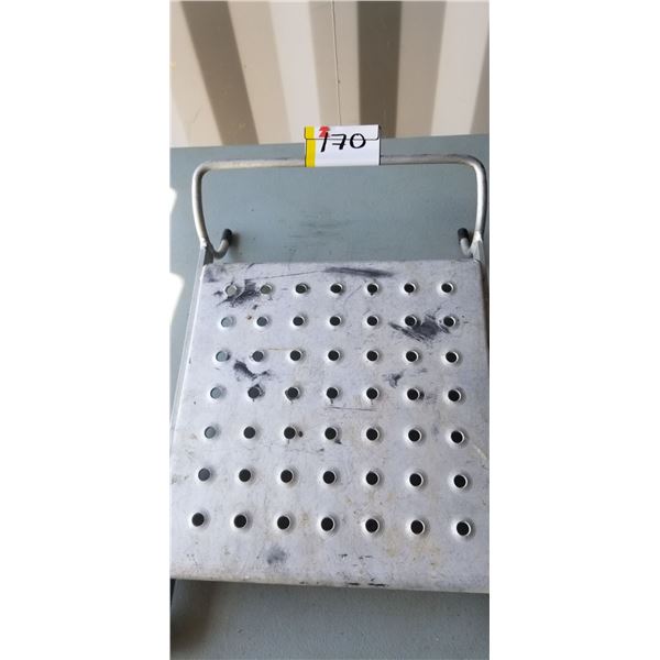 LADDER EVESTROUGH ATTACHEMENT