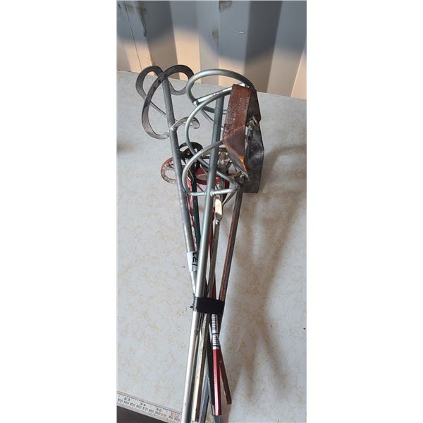 8 ASSORTED SMALL TO LARGE MIXING BLADES