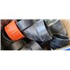 Image 5 : LOT OF ABS 1 1/2" PLUMBING FITTINGS AND HOSE INSULATION