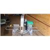 Image 8 : HITACHI 15 INCH MITER SAW  MOD C15FB