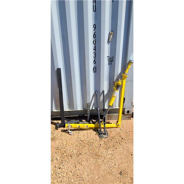 1000 POUND HITCH MOUNTED TRUCK CRANE