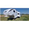 Image 3 : FIFTH WHEEL 2010 DUTCHMEN DENALI MODEL 259REX-M5 WITH SLIDE 25 FOOT