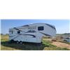Image 6 : FIFTH WHEEL 2010 DUTCHMEN DENALI MODEL 259REX-M5 WITH SLIDE 25 FOOT