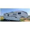 Image 7 : FIFTH WHEEL 2010 DUTCHMEN DENALI MODEL 259REX-M5 WITH SLIDE 25 FOOT