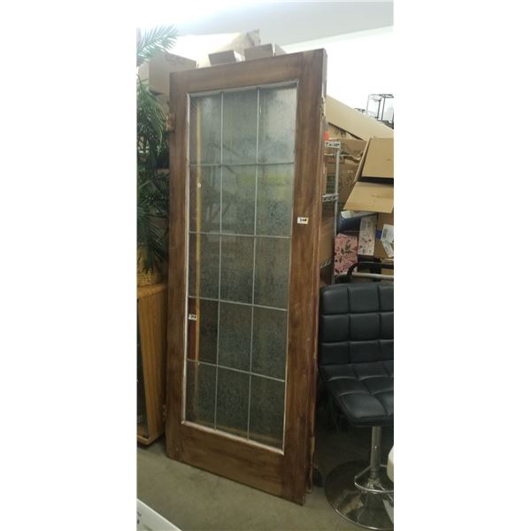 2 MEDIUM BROWN DOORS 6'8" X 2'8" WITH FROSTED GLASS CENTER 5'6" X 2'  ONE MISSING PANEL