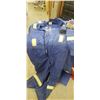 Image 2 : 4 PAIRS OF COVERALLS (RED X2 AND BLUE X2) AND CANTINE