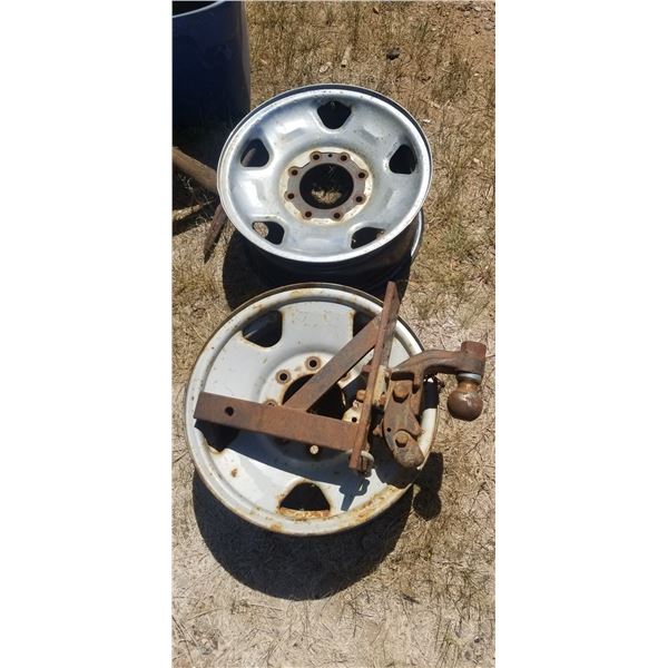 ADJUSTABLE 2 5/16 BALL HITCH AND TWO 8 BOLT RIMS