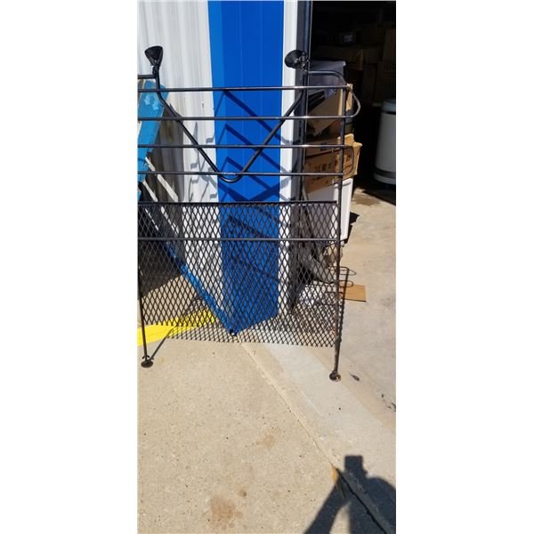 ADJUSTABLE VEHICLE PARTION FOR YOUR DOGS/PETS