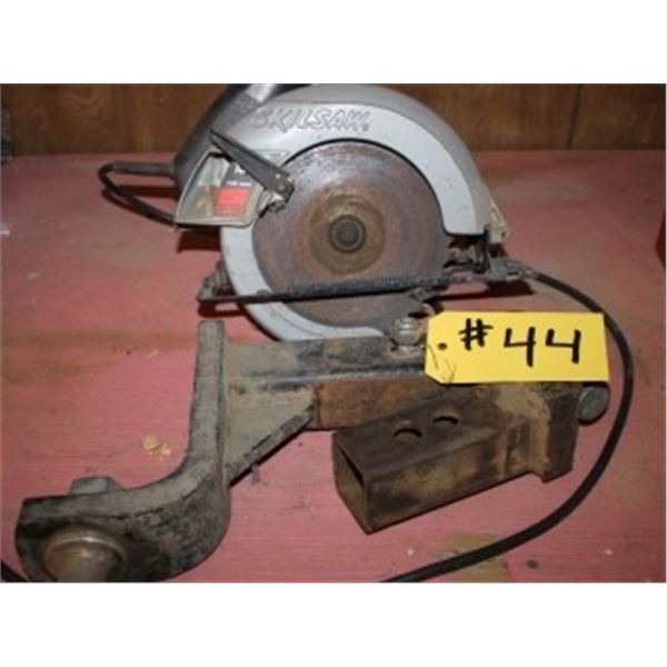 2 HITCHES, SKILL SAW