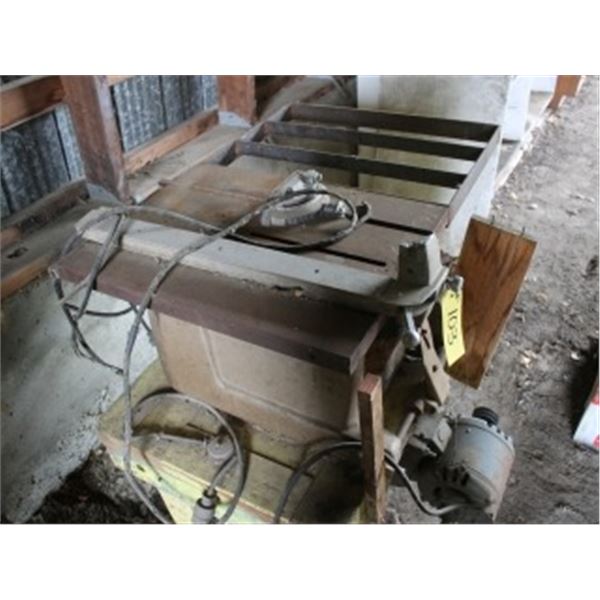 ELECTRIC TABLE SAW