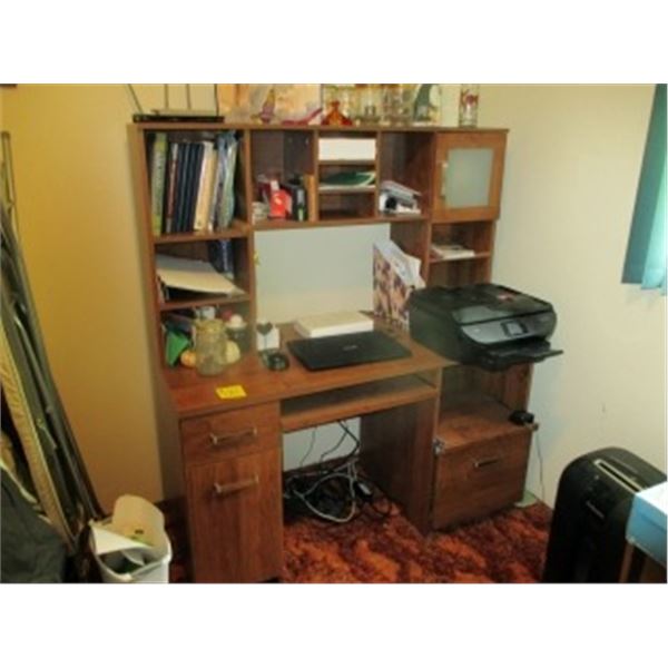 WALNUT DESK C/W HUTCH