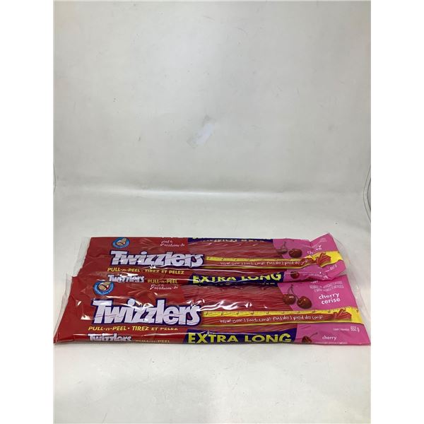 Twizzlers Extra Long Cherry Flavored Pull n Peel Candy (2 X 652G)